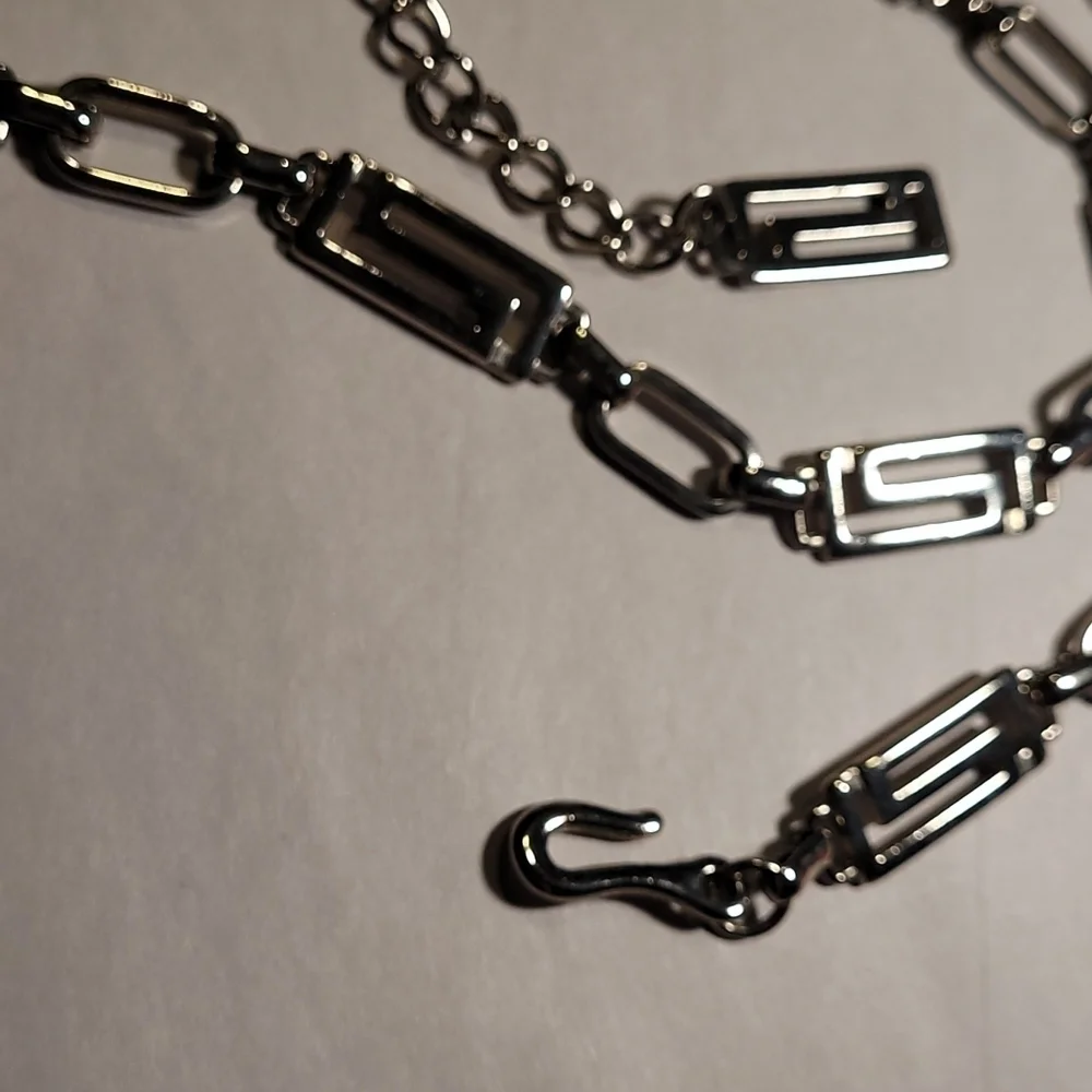 Women's Silvertone Fashion Belt